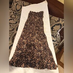 VENUS Strapless Leopard Print Dress